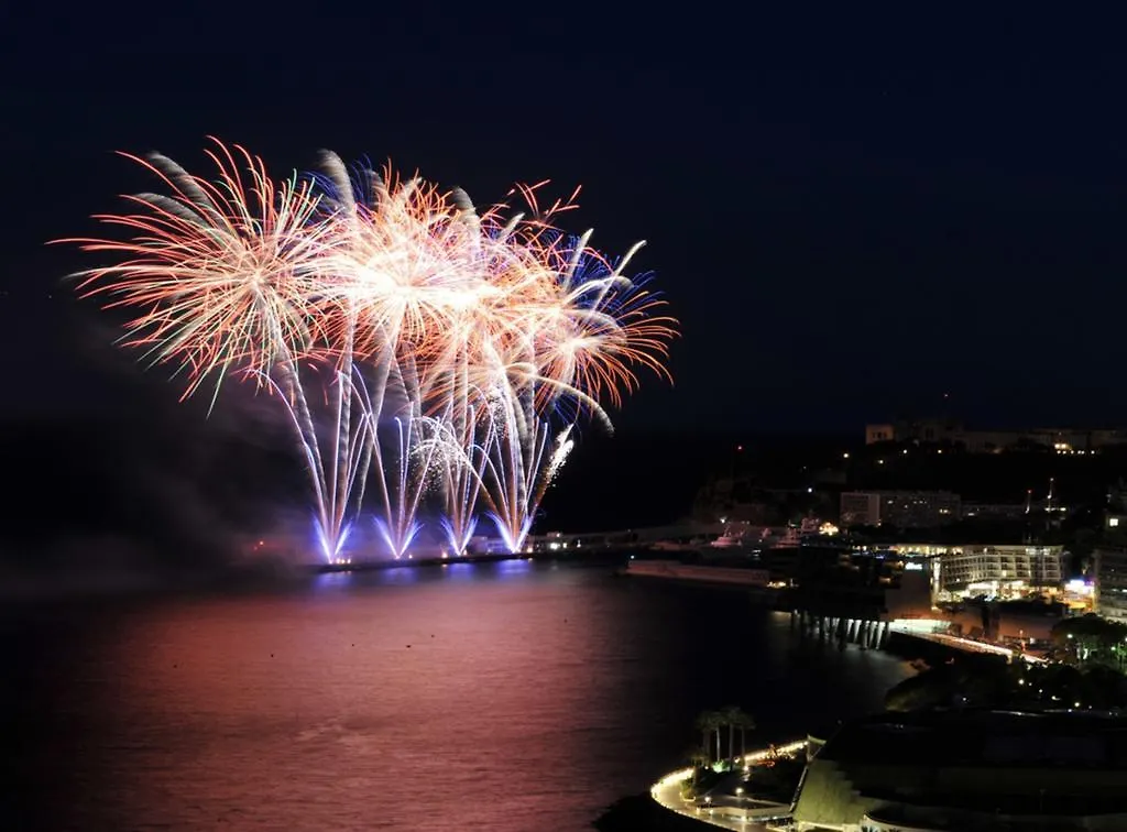 Hotel na wodzie Cannes Catamaran And Special Events Francja